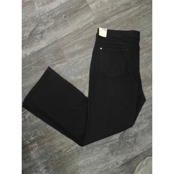 NWT Anthropologie Pilcro Icon Black Flare Jeans - 23 waist - Picture 5 of 5
